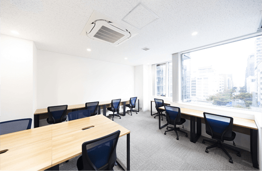 窓あり・10名以上可の大部屋も