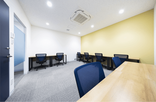オフィス 6～7名