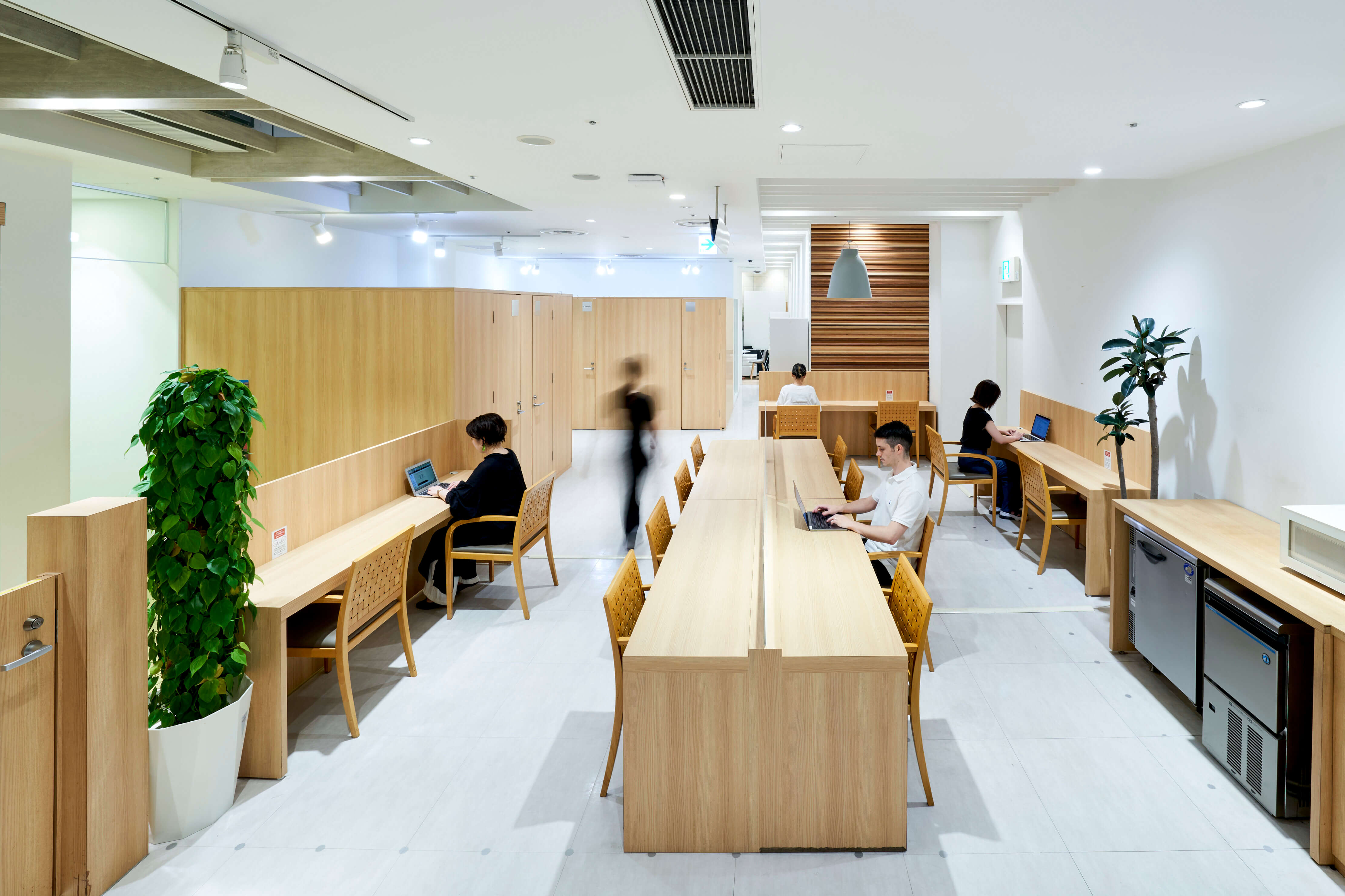 The Company 福岡PARCO（パルコ）店　コワーキングスペース内装