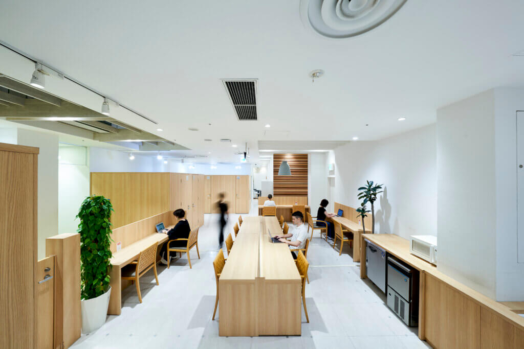 Zero-Ten Park（旧 The Company）福岡PARCO店｜福岡パルコ新館5階のレンタルオフィス・コワーキングスペース