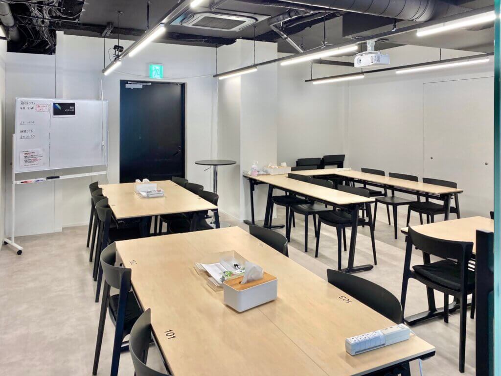 Zero-Ten Park 中洲川端店 8F セミナールーム|福岡・天神・博多のレンタルオフィス・セットアップオフィスなら Zero-Ten Park (旧 The Company)