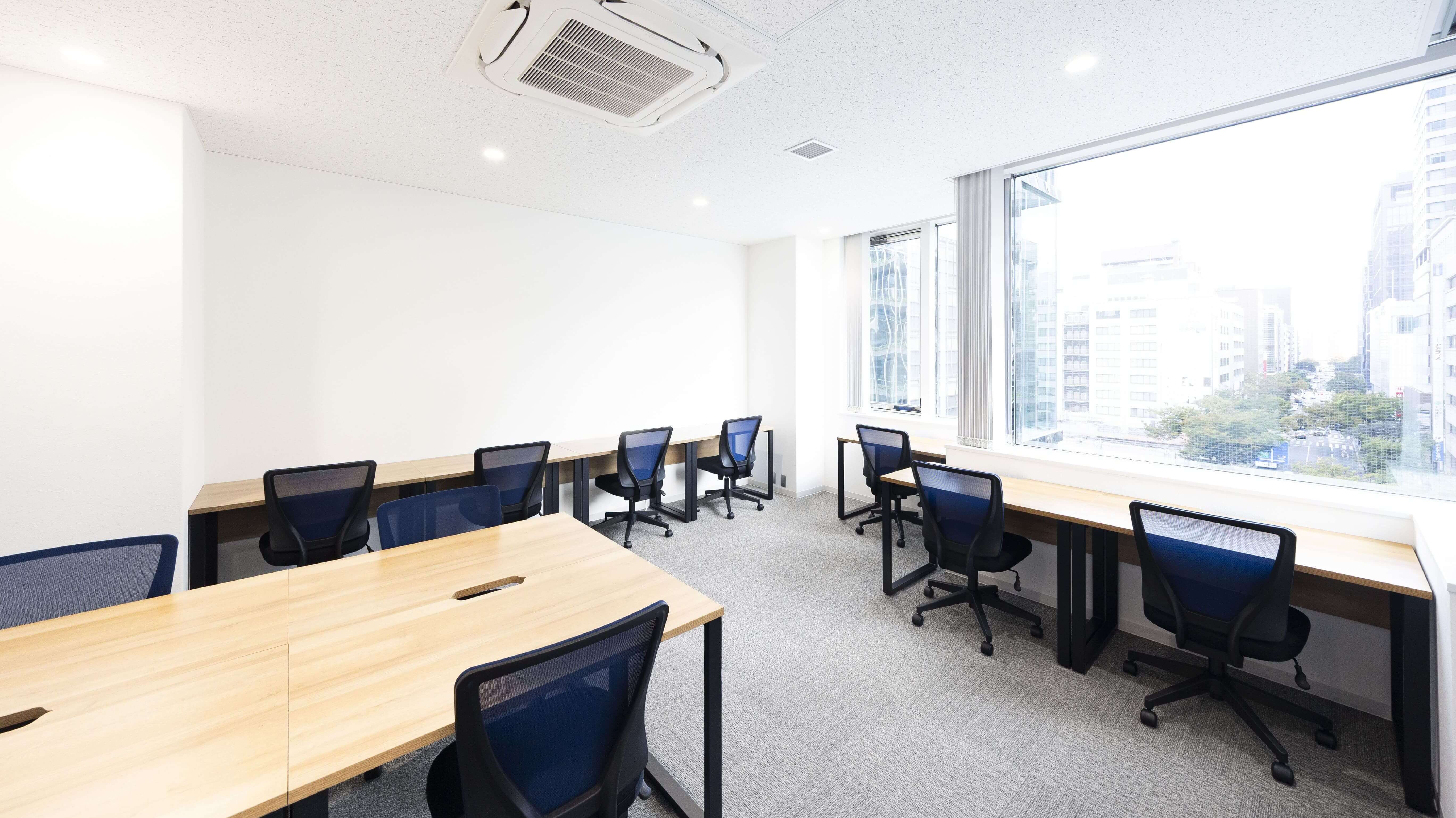 福岡進出・支店開設に最適!少人数から大人数への拡張もしやすい|Zero-Ten Park 天神西通り店|天神駅徒歩1分の完全個室・家具付きレンタルオフィス