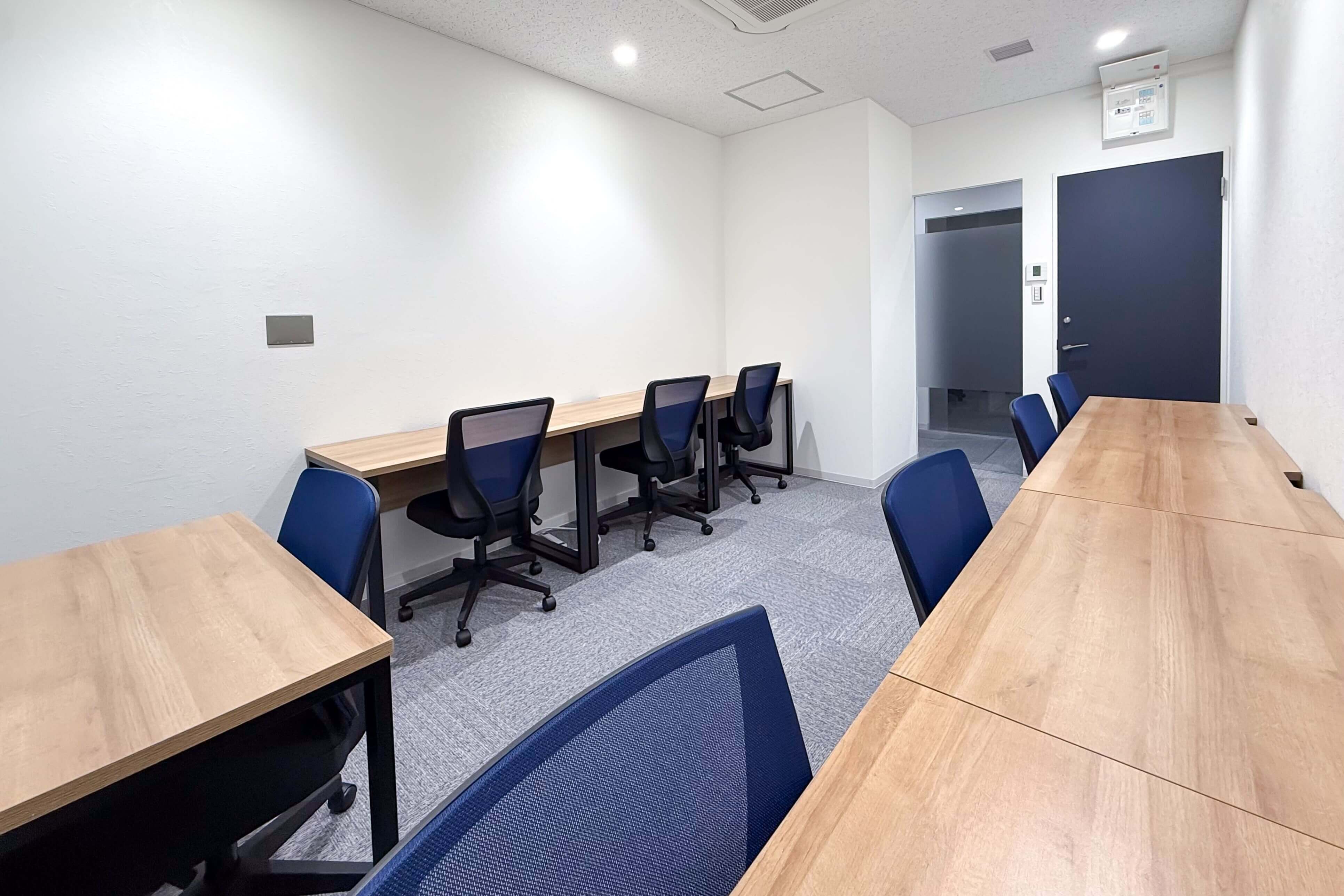 コスパ◎ 安くて高品質な7〜8名規模オフィス|Zero-Ten Park 天神西通り店|天神駅徒歩1分の完全個室・家具付きレンタルオフィス