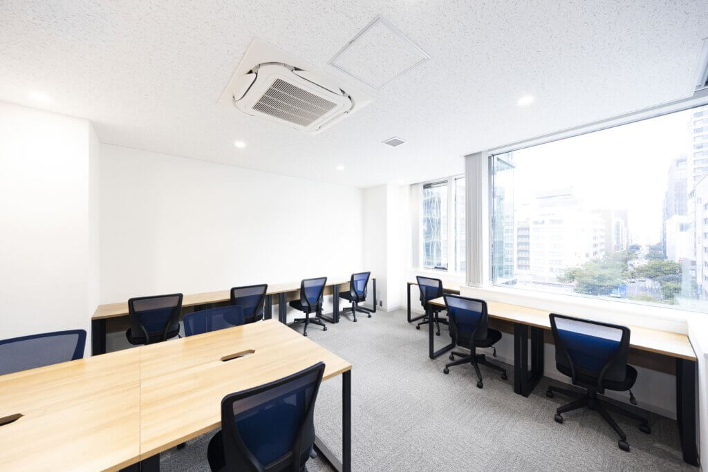 コスパ◎ 安くて高品質な10名以上規模オフィス|Zero-Ten Park 天神西通り店|天神駅徒歩1分の完全個室・家具付きレンタルオフィス